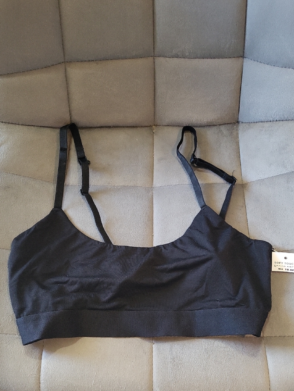 Classic Black Seamless Bralette - Soft Touch